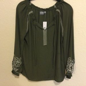 Long sleeve pullover Soho top